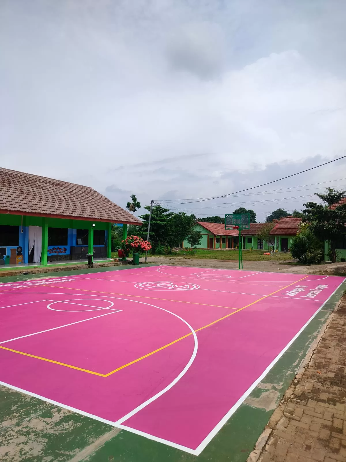 Lapangan Sekolah